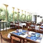Hotel La Baie Royale 3*
